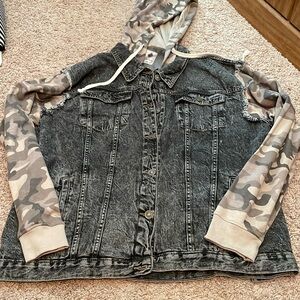 Ladies 2X Jean Jacket